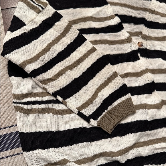 Sarah Pacini Sweater - Picture 7 of 7